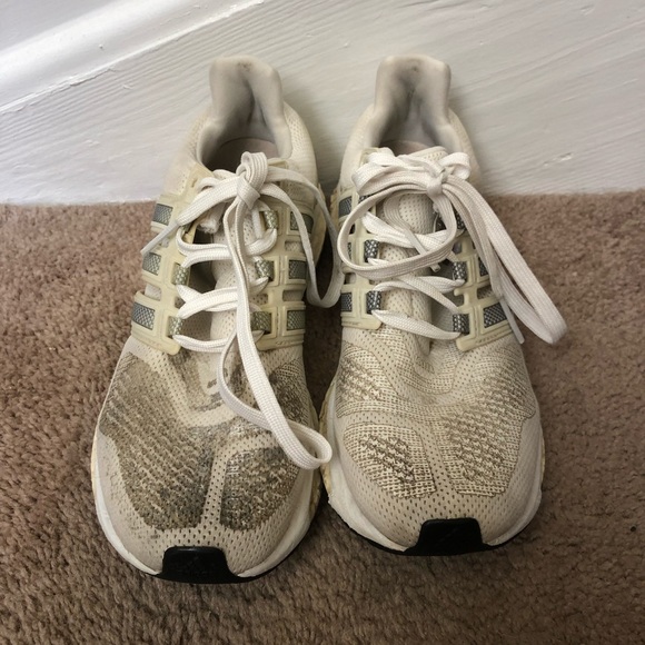 Adidas Energy Boost 3 White and Gray Sneaker - Picture 3 of 6